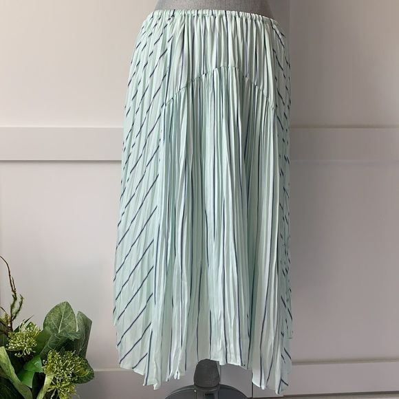 🌷🌷🌷Vince crushed panel stripe midi mint size M - Picture 2 of 8